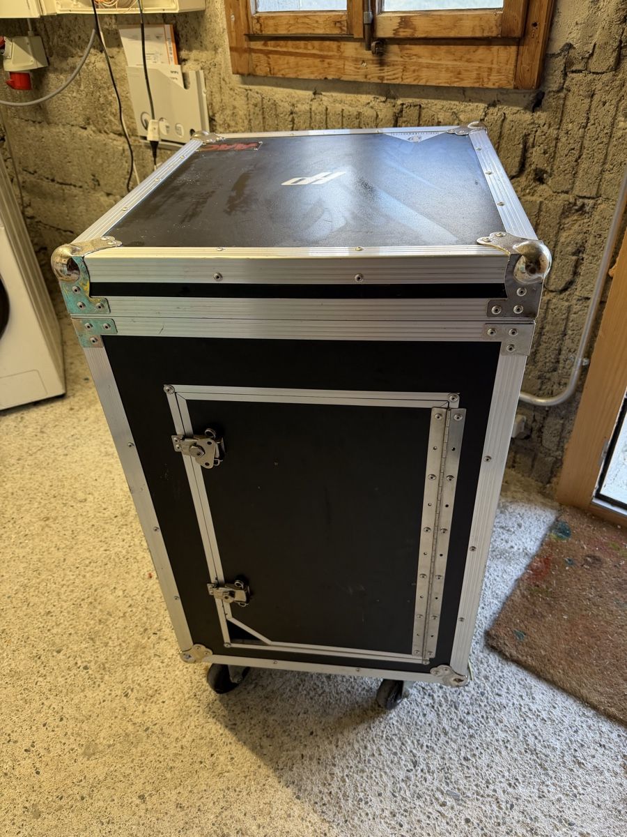 Sonstiges Zubehör: Flightcase HP 19 Zoll – Gebraucht aus Wiler Lötschen von PADDY-25 1