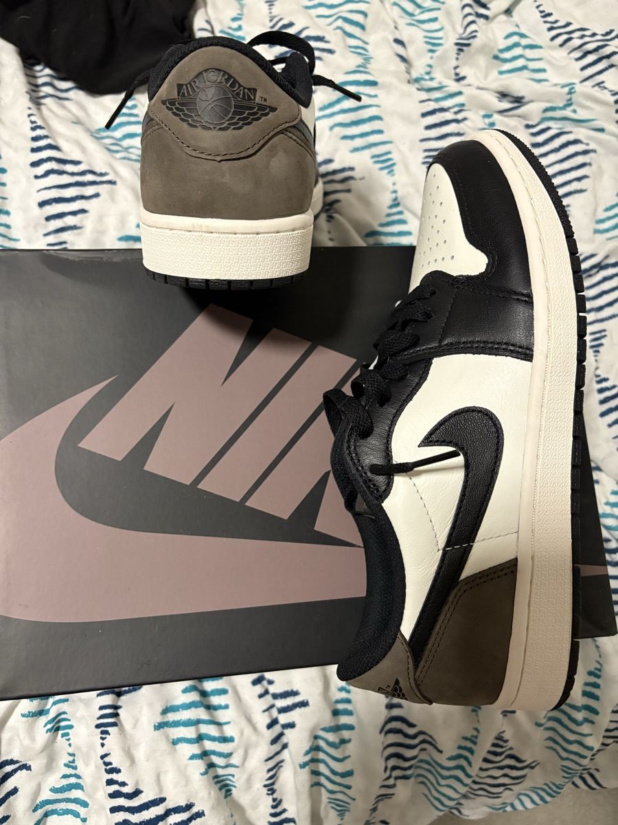 Jordan Scarpe da uomo: Air jordan 1 low dark mokka – Nuovo e nell'imballaggio originale da Basel venduto da ngo56 1