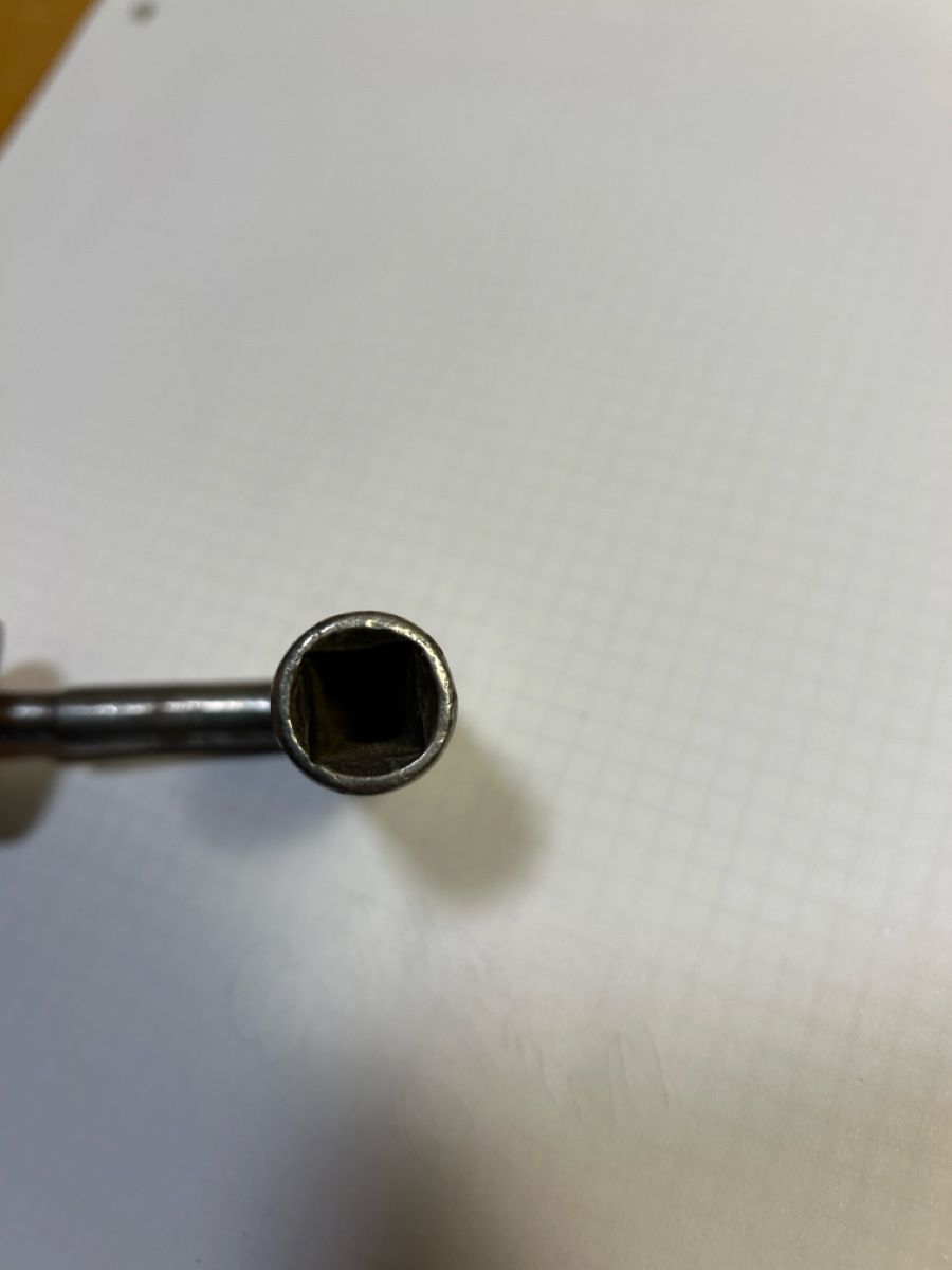 Alle Werkzeuge: Outils clé pour… – Gebraucht aus Corcelles NE von Avossouhaits 2