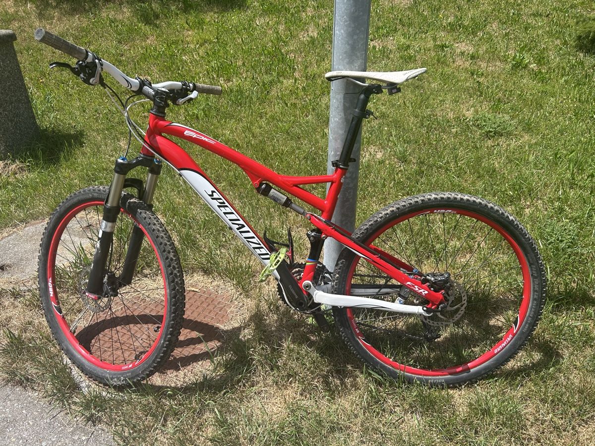 Specialized Velos: Cross country Bike Specialized Epic – Gebraucht aus Zweisimmen von Scotty15