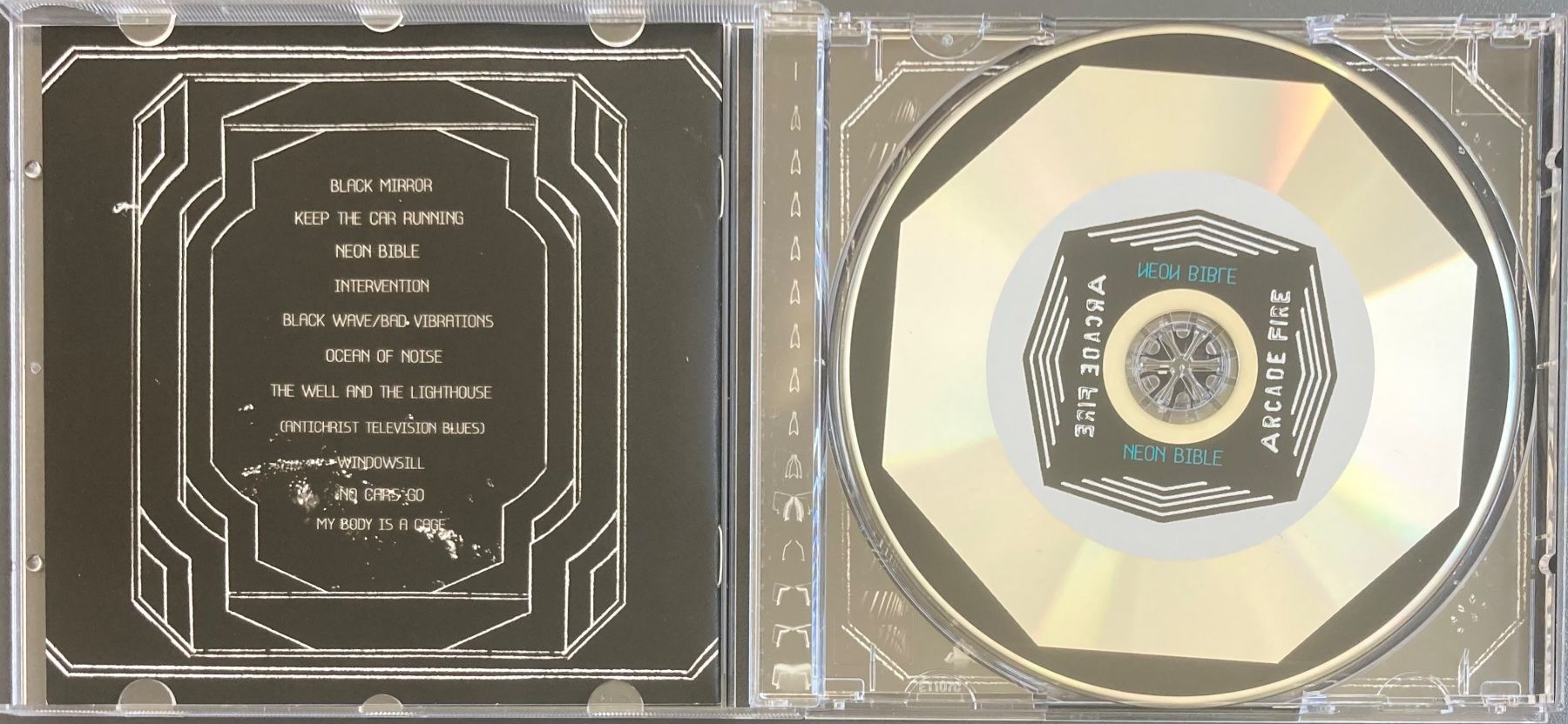 CD: ARCADE FIRE - NEON BIBLE – Usato da Poliez-Pittet venduto da Newtown-Records 4