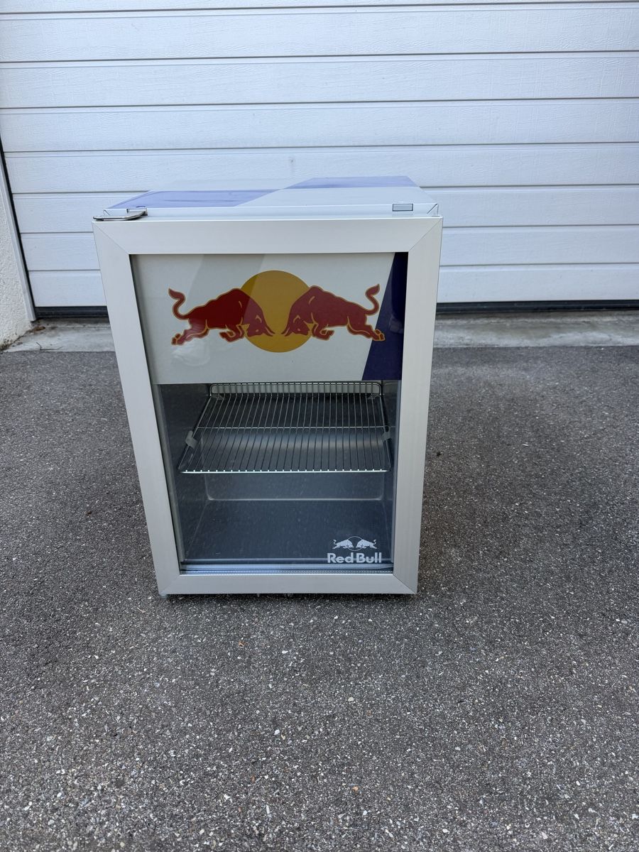 Frigoriferi: Red Bull Mini Kühlschrank – Nuovo (secondo la descrizione) da Ebmatingen venduto da vinaz