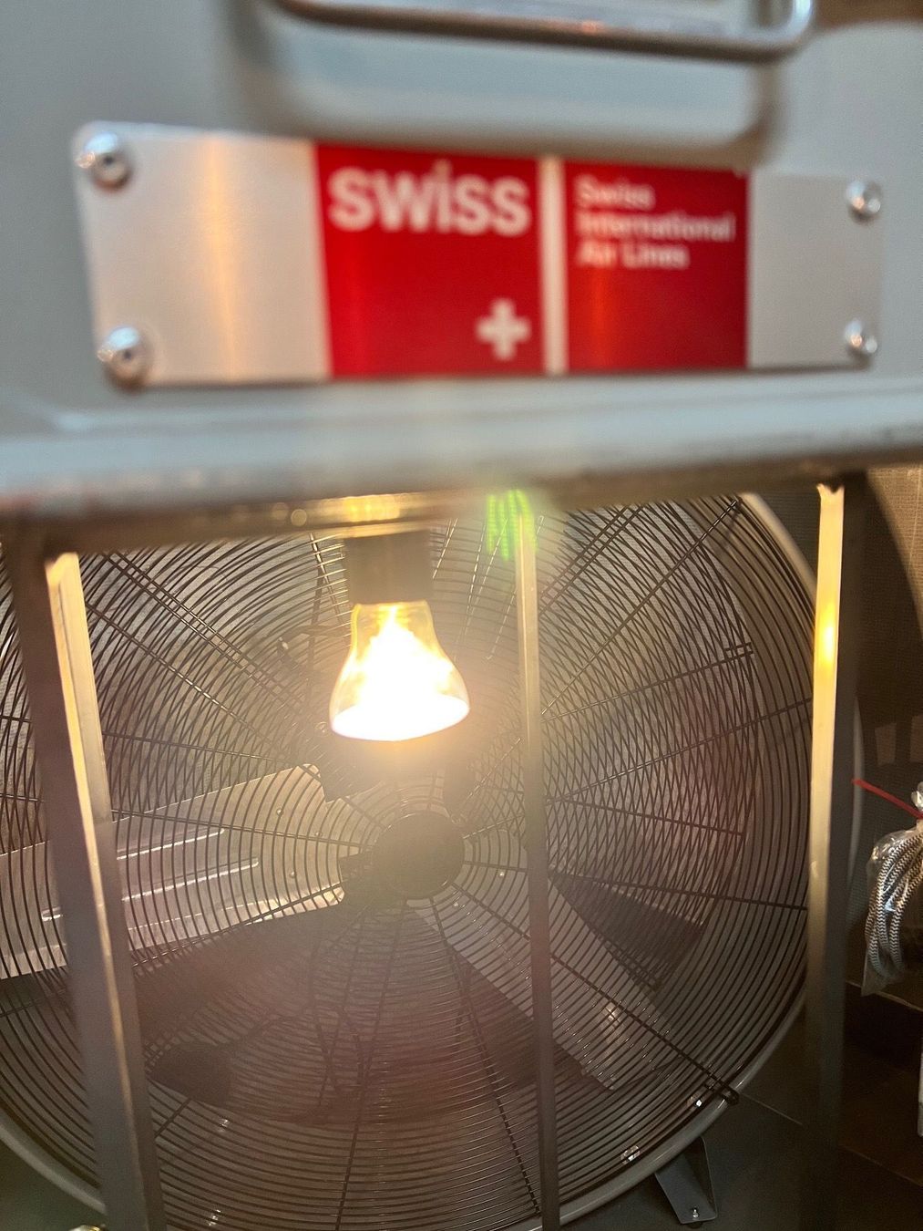 Altro in Aeronautica: Swiss Flugzeugtrolley Kommode – Usato da Fruthwilen venduto da bodensee_manufaktur 6