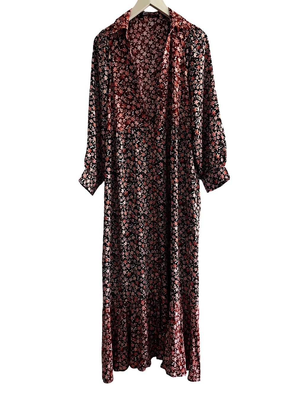 Zara Vestiti: ZARA Maxikleid mit Blumenmuster  - neu - – Nuovo (secondo la descrizione) da Jona venduto da vanessasupermarket20 4