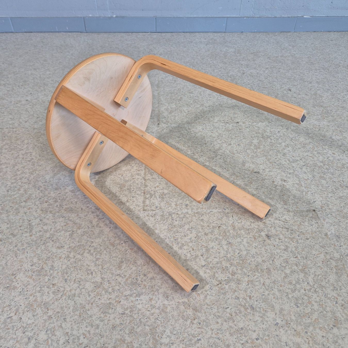 Ikea Sgabelli: Frosta Style Stool Hocker Stapelhocker Style Alvar Aalto – Usato da Nottwil venduto da Wondewa-Shop 4