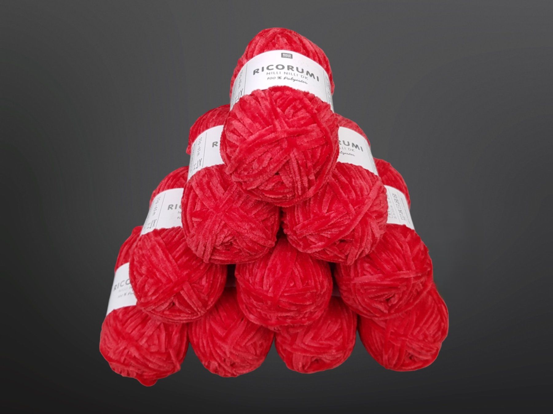 Lana: RICO DESIGN flauschiges Garn Rot 10 Stk. – Nuovo (secondo la descrizione) da Suhr venduto da Restwert_Suhr