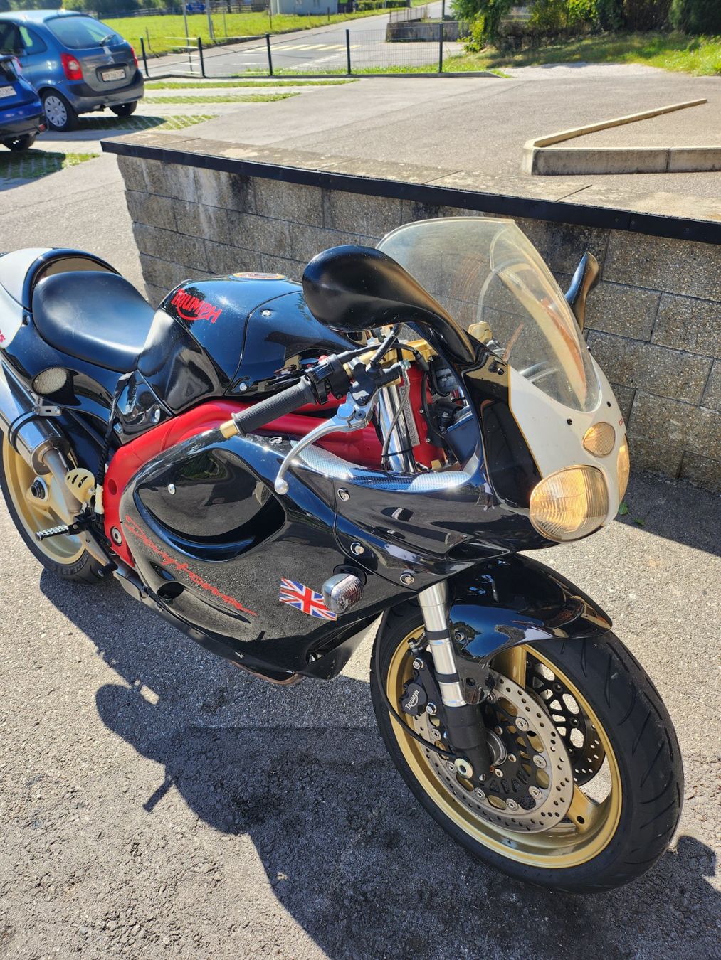 Triumph Strada: Triumph Daytona T595 955i – Usato da Chavannes-les-Forts venduto da Pompadru 2