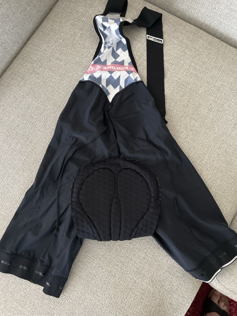 Assos Pantalons: Cuissard Assos Taille L – D'occasion à Biel/Bienne par ponpon_bleu 3