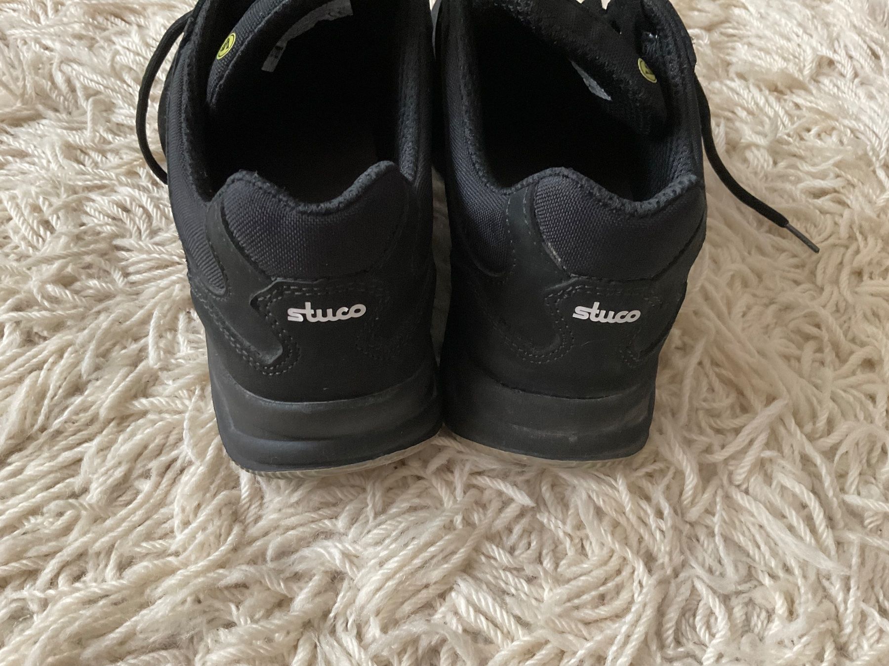 Stuco Scarpe da uomo: Stuco  Arbeitsschuhe mit Zehenschutz Gr.43 – Usato da Weiningen ZH venduto da moon-55 3