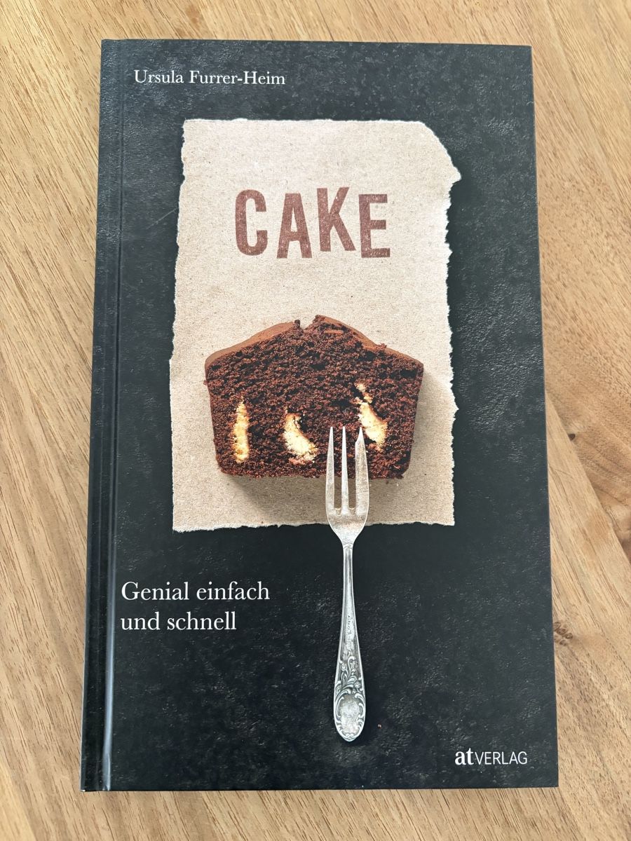 Libri: Backbuch CAKE von Ursula Furrer-Heim – Nuovo (secondo la descrizione) da Lachen SZ venduto da LinWeg