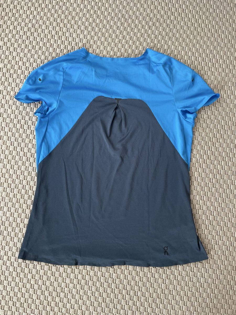 Tops: On Running Performance-T Gr. S – Gebraucht aus Zürich von katidust 1