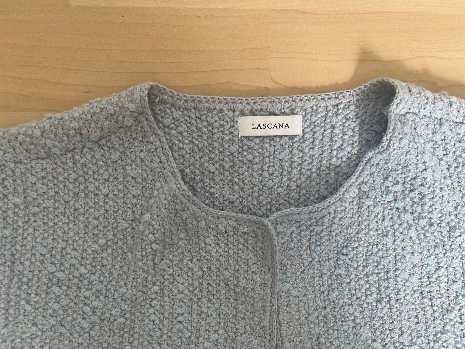 Lascana Jacken: Lascana: kurze, hellblaue, leichte Jacke, Strickjacke, 38 – Gebraucht aus Luzern von ellitussi 2
