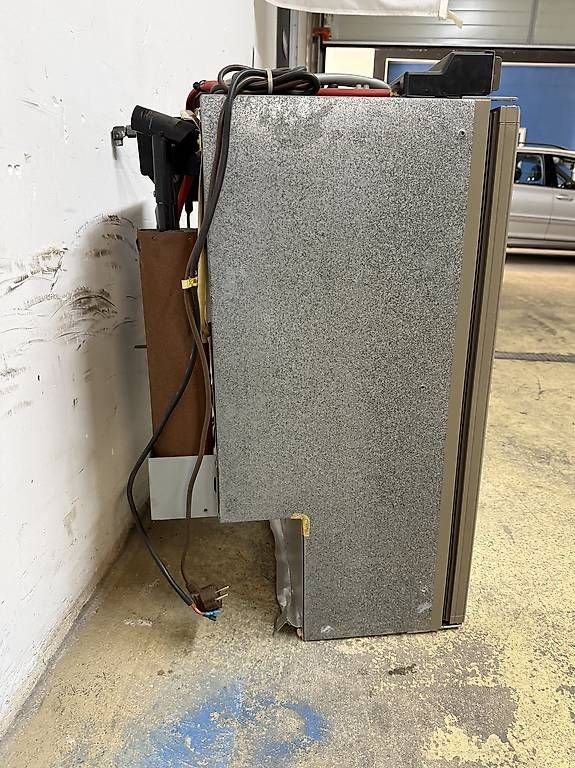 Réfrigérateurs: Absorber Kühlschrank Electrolux, Tabbert Wohnwagen – D'occasion à Sirnach par Alfetta18 1