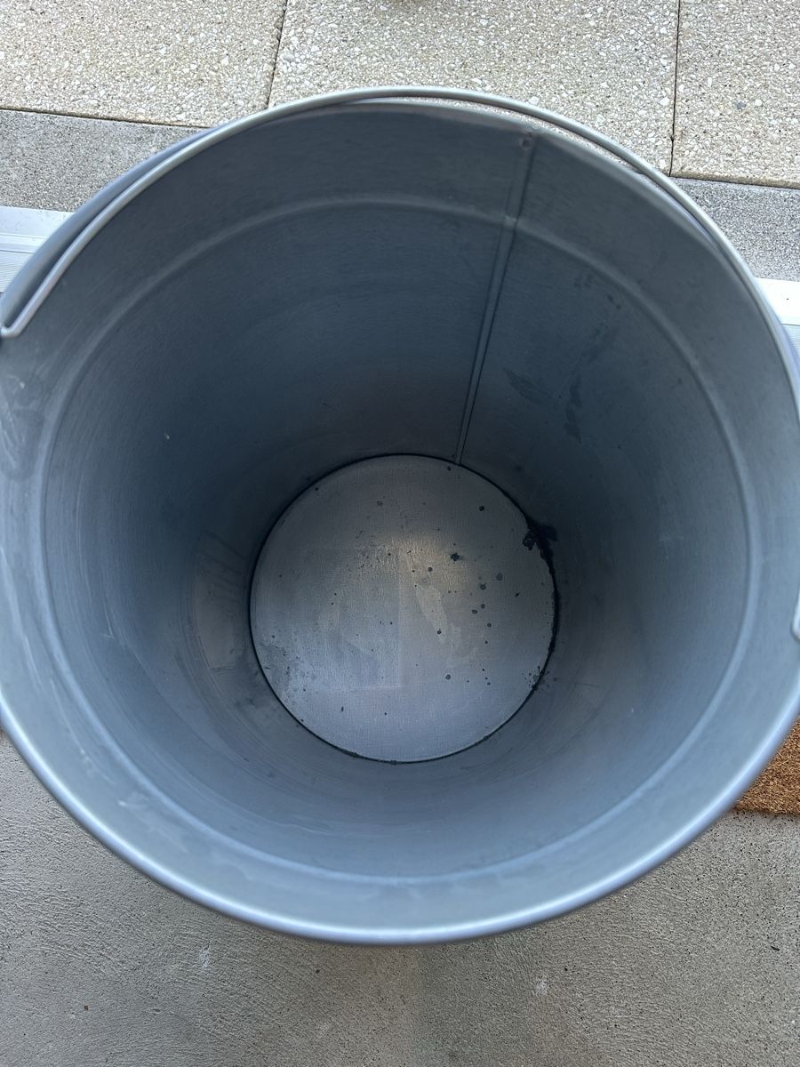 Wesco Abfalleimer: Abfalleimer Vesco Pushboy graphit – Gebraucht aus Regensberg von Chura 2