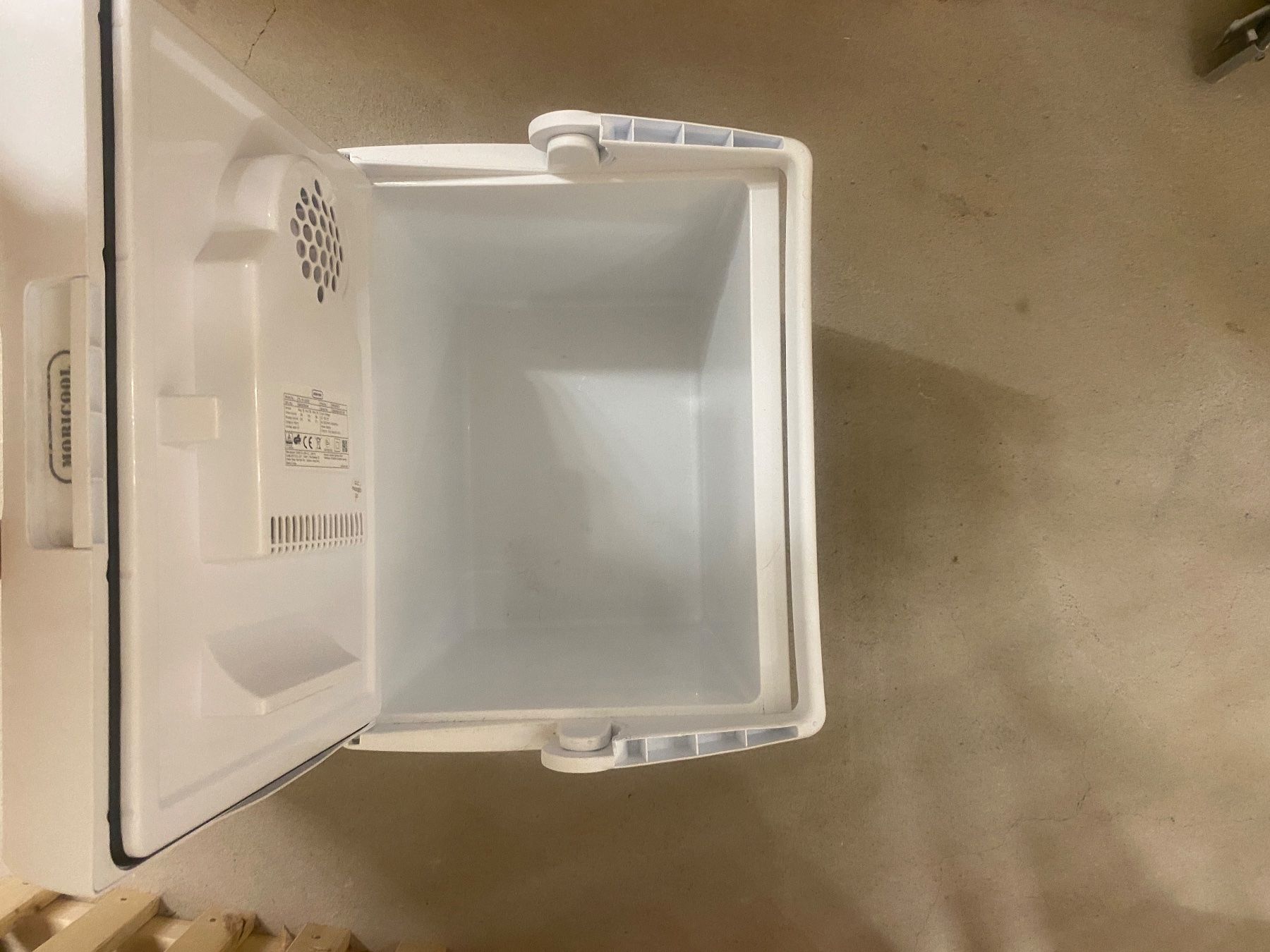 Mobicool Frigoriferi & Refrigeratori: MobiCool Electric Cooler – Usato da Küssnacht am Rigi venduto da mir_5tq6 1