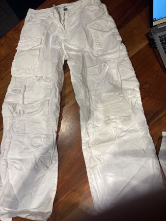 Weisse Cargo Hose, Gr. 36, Top Zustand!