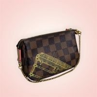 Louis Vuitton Mini Pochette