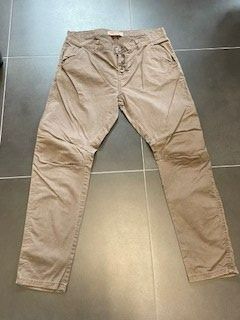 Pantaloni: FUNKY STAFF Hose braun L – Usato da Gommiswald venduto da Anika6