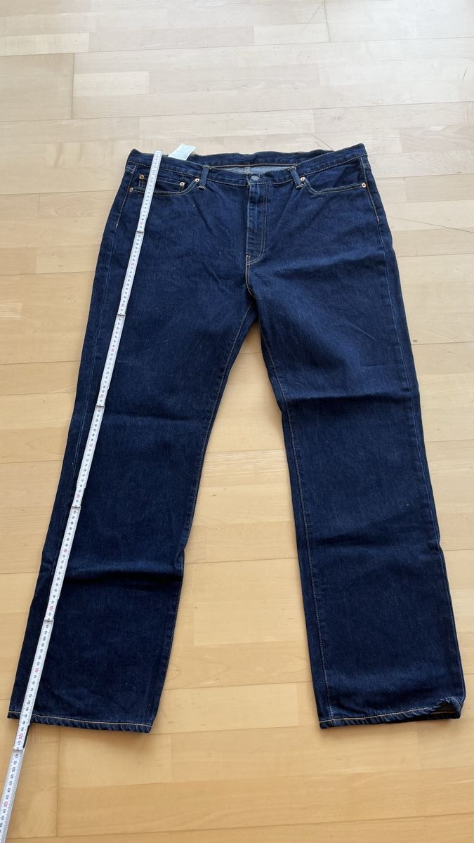 Levi's Jeans: Levi's 514 Jeans dunkelblau Grösse 42/34 – Usato da Liestal venduto da JamesWith43