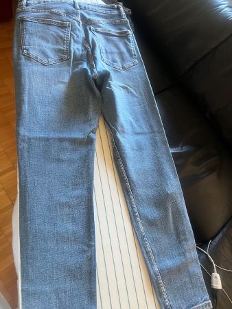 Jeans ZARA Gr. 40 / 2 Stk.