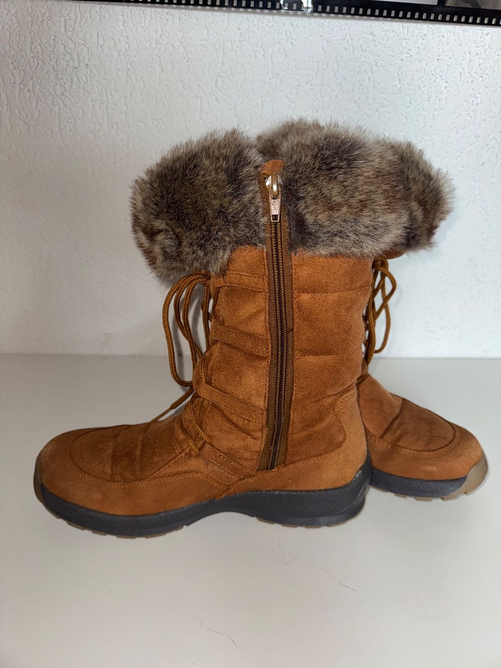 Scarpe da donna: Warme Winterstiefel Gr. 39 – Usato da Grosswangen venduto da shoes.bags.and.co 2