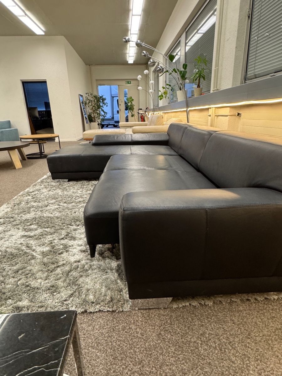 Divani: Sofa aus echtem Schafleder, schwarz mot Bettfunktion – Usato da Fehraltorf venduto da Sofalab.swiss 3