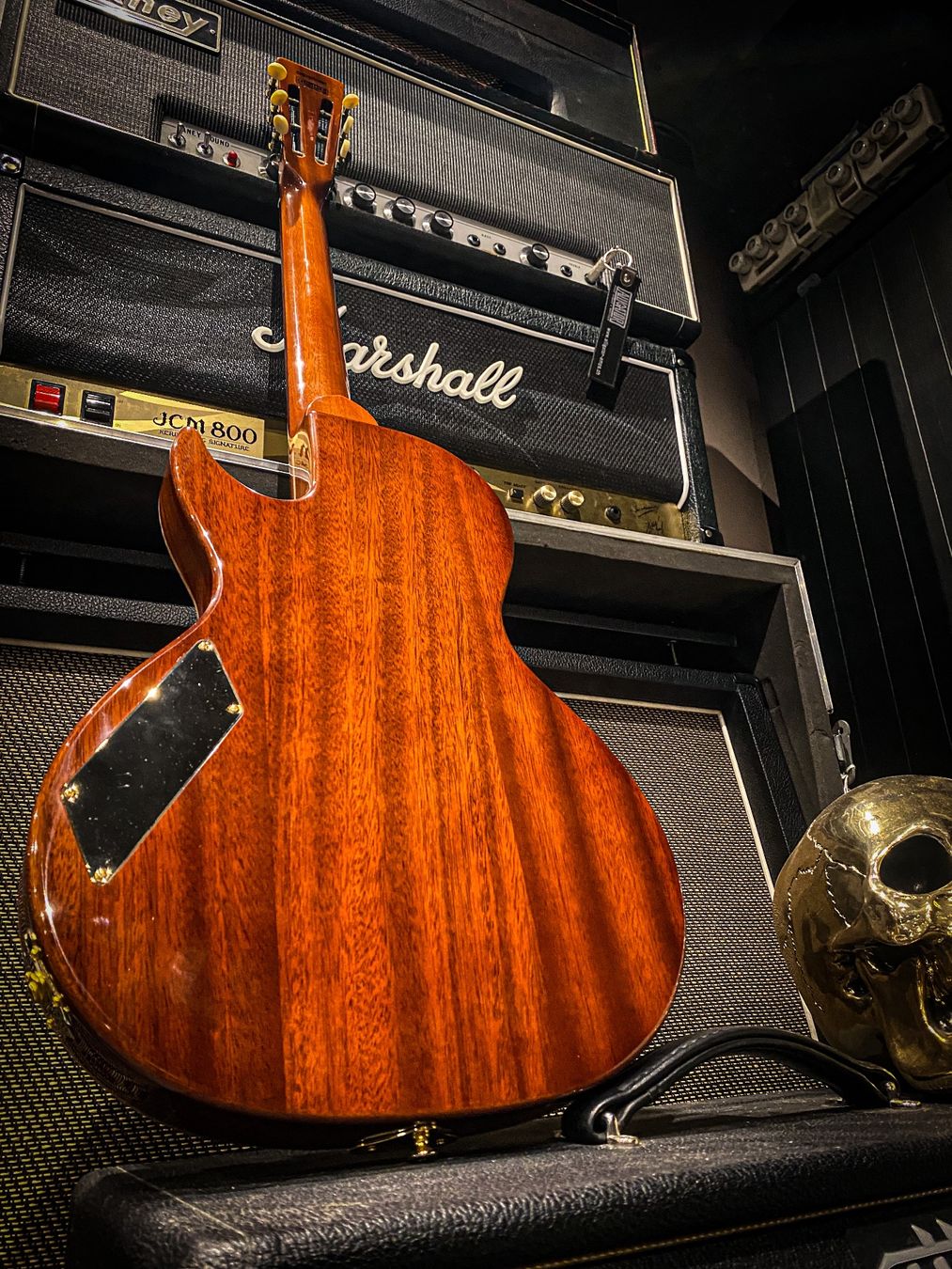 Musikinstrumente: B&G little sister Crossroads – Neu und originalverpackt aus Montreux von Alligator-AMPS 3