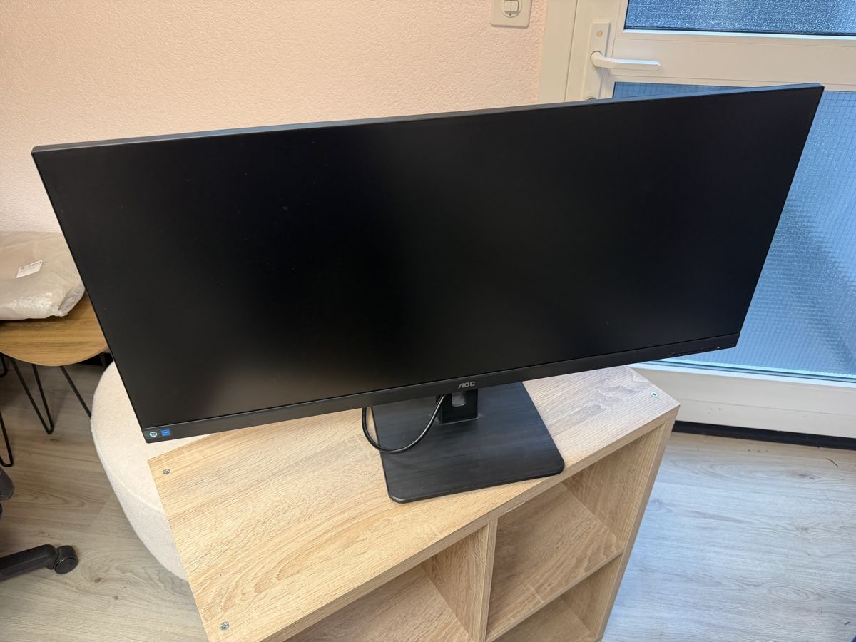 AOC Monitor: AOC Q34E2A Desktop Bildschirm Breit – Nuovo (secondo la descrizione) da schaffhausen venduto da ado1010