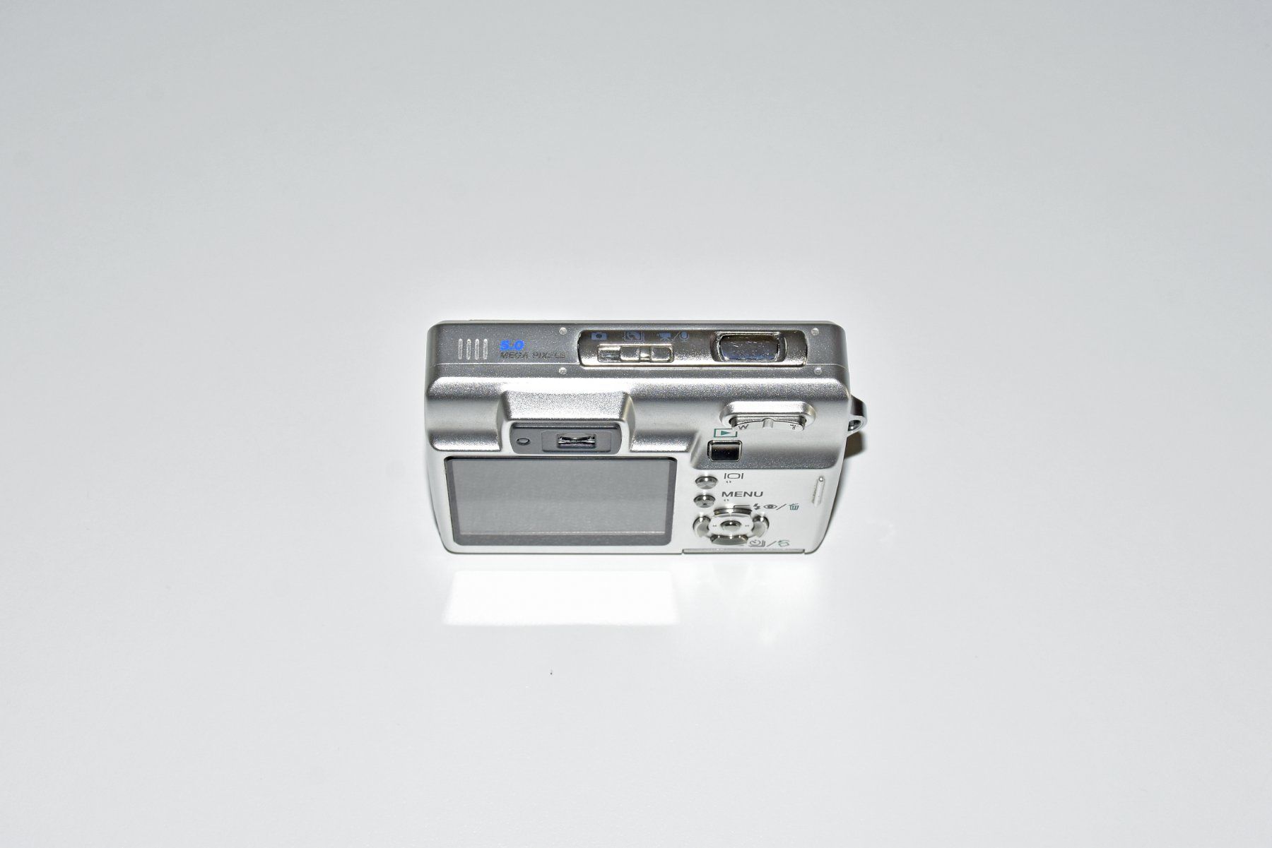 Minolta Fotocamera: Konica Minolta DiMAGE X50 5.0 MP Digitalkamera CCD Sensor – Usato da Dietikon venduto da ruvostar 3