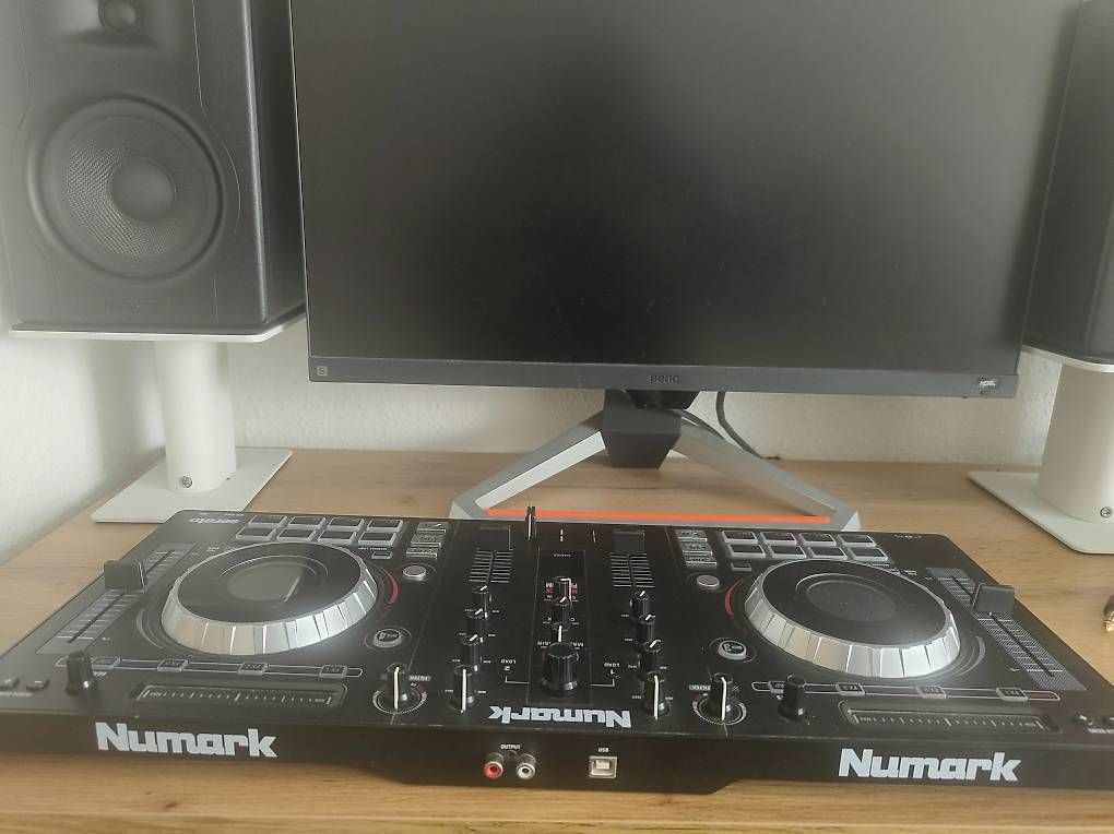 Console di mixaggio: Numark Mixtrack Pro 2 – Usato da Emmenbrücke venduto da joa_x6xg 1