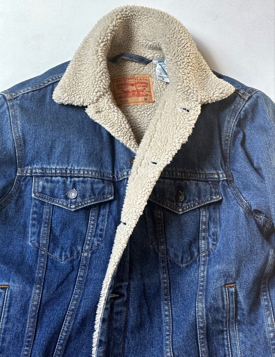 Levi's Giacche: Levi's Sherpa Trucker Jacket  Size M – Usato da Vevey venduto da ledidream 1