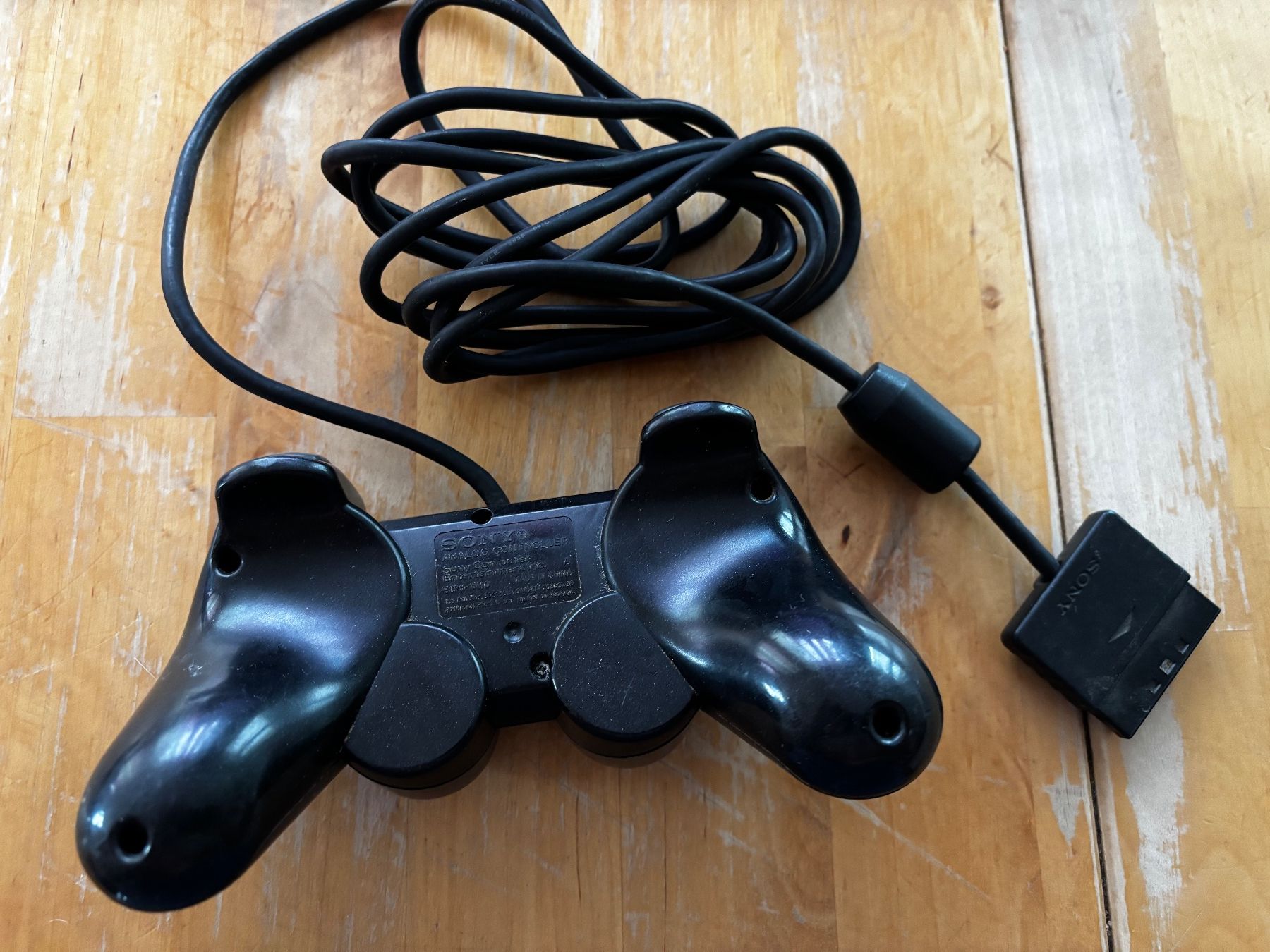 Sony Controller: Original PS2 Controller (Dualshock 2 in Schwarz) – Usato da Frenkendorf venduto da Fionchen 1