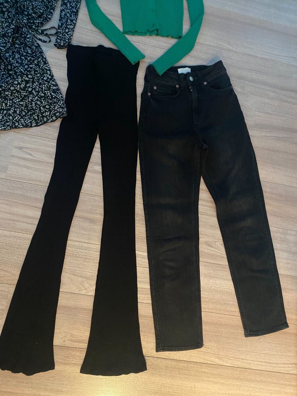 Lotti di vestiti: 4 Stk. Damen Set Gr. XS – Usato da Bonstetten venduto da VCLS 3