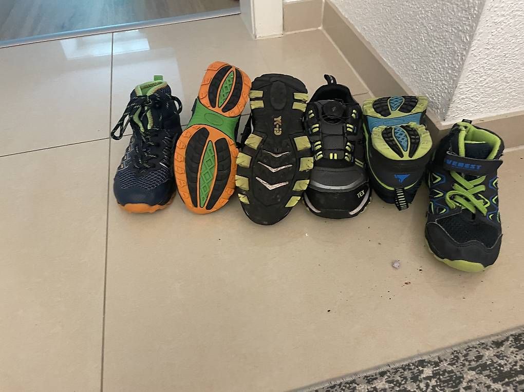 Scarpe da uomo: 3 paar Wanderschuhe – Usato da Würenlingen venduto da sar_p5qp 2