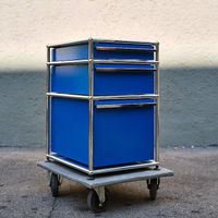 Original USM Haller Korpus Blau | B41x H67 x T52