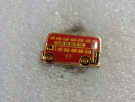 Ansteckpin 127: London Bus
