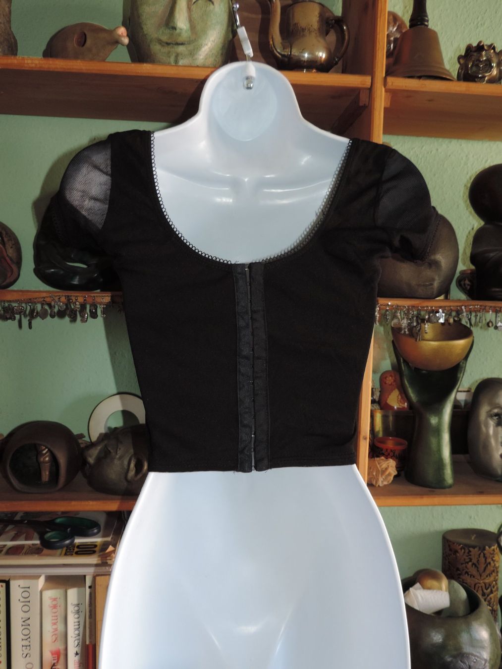 Tops: haut noir – D'occasion à Genève par Axelle333 5
