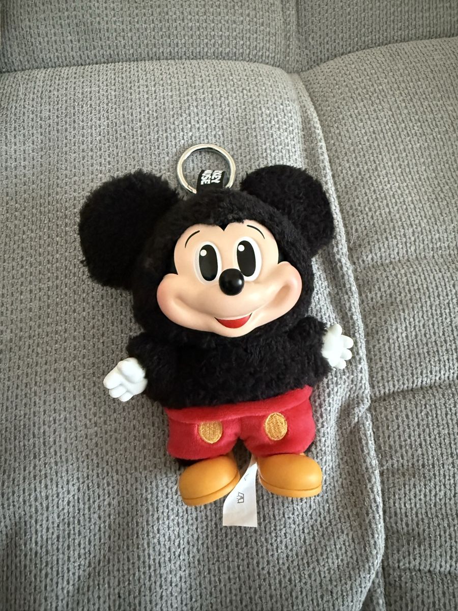 Pop Mart Statuette: POP MART Mickey Orginal – Nuovo (secondo la descrizione) da Zürich venduto da Simao.mf