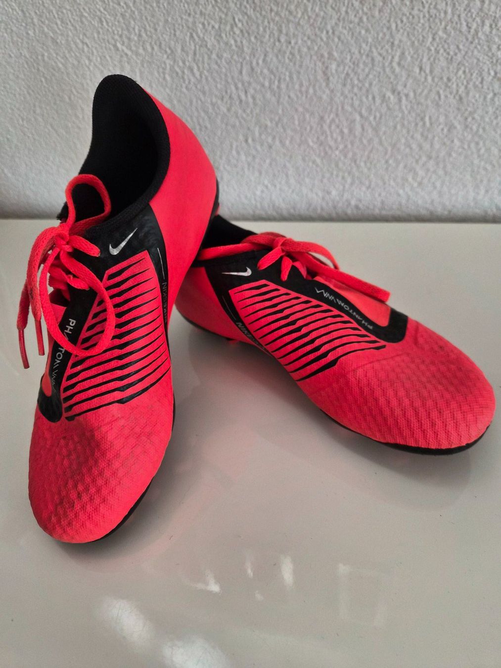Nike Chaussures garçon: Fussballschuhe Nike 36.5 – D'occasion à Bellikon par maxa77