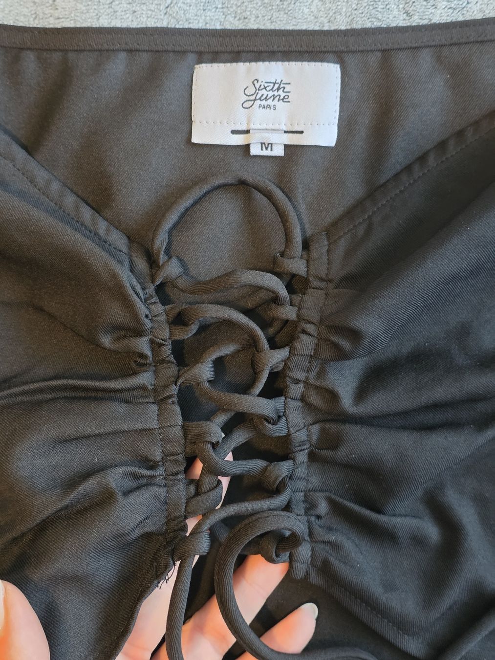 Top: Crop Top, Gr. M, Schwarz – Nuovo (secondo la descrizione) da St Gallen venduto da vir_5kgt 1