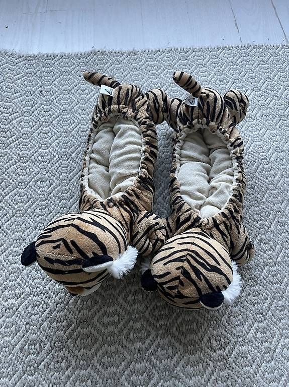 Schutz & Schoner: Kufenschoner Plüsch-Tiger – Gebraucht aus Luzern von ricola50 1