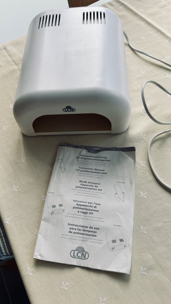 Lampade: UV Polymerisationsgerät LCN – Usato da Basel venduto da NellyBotti