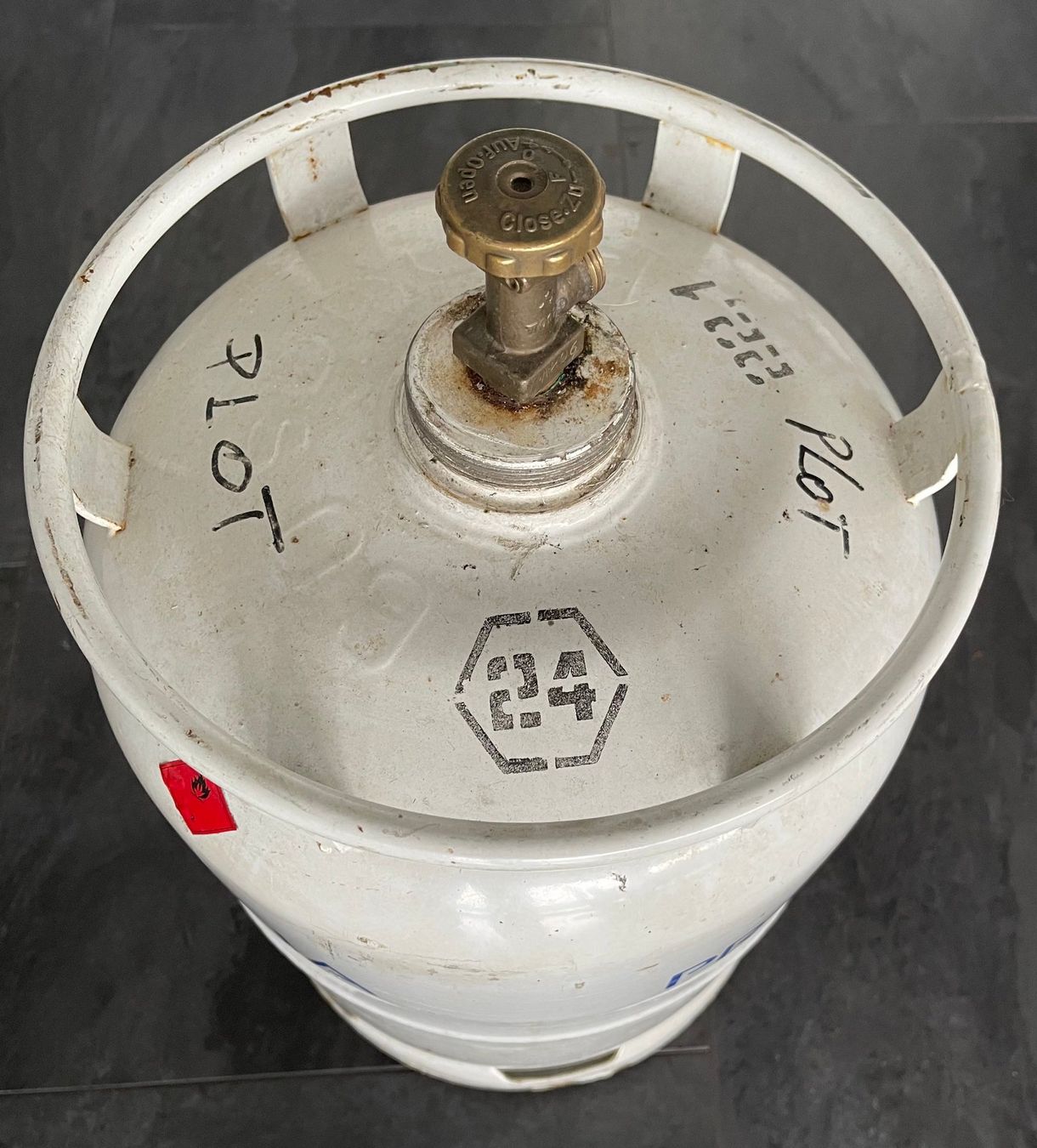 Appareils à gaz et accessoires: Gasflaschen – D'occasion à Wolfwil par kakadu78 1