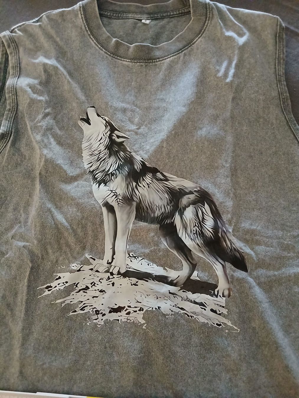 T-shirts: Tank Top Wolf – Neuf (Voir description) à Grenchen par juebo