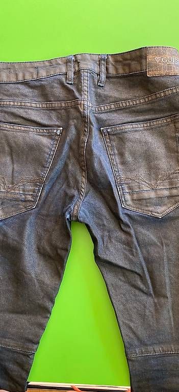 Guess Jeans: Jeans Guess – Usato da Zumikon venduto da ems_6kdb 3