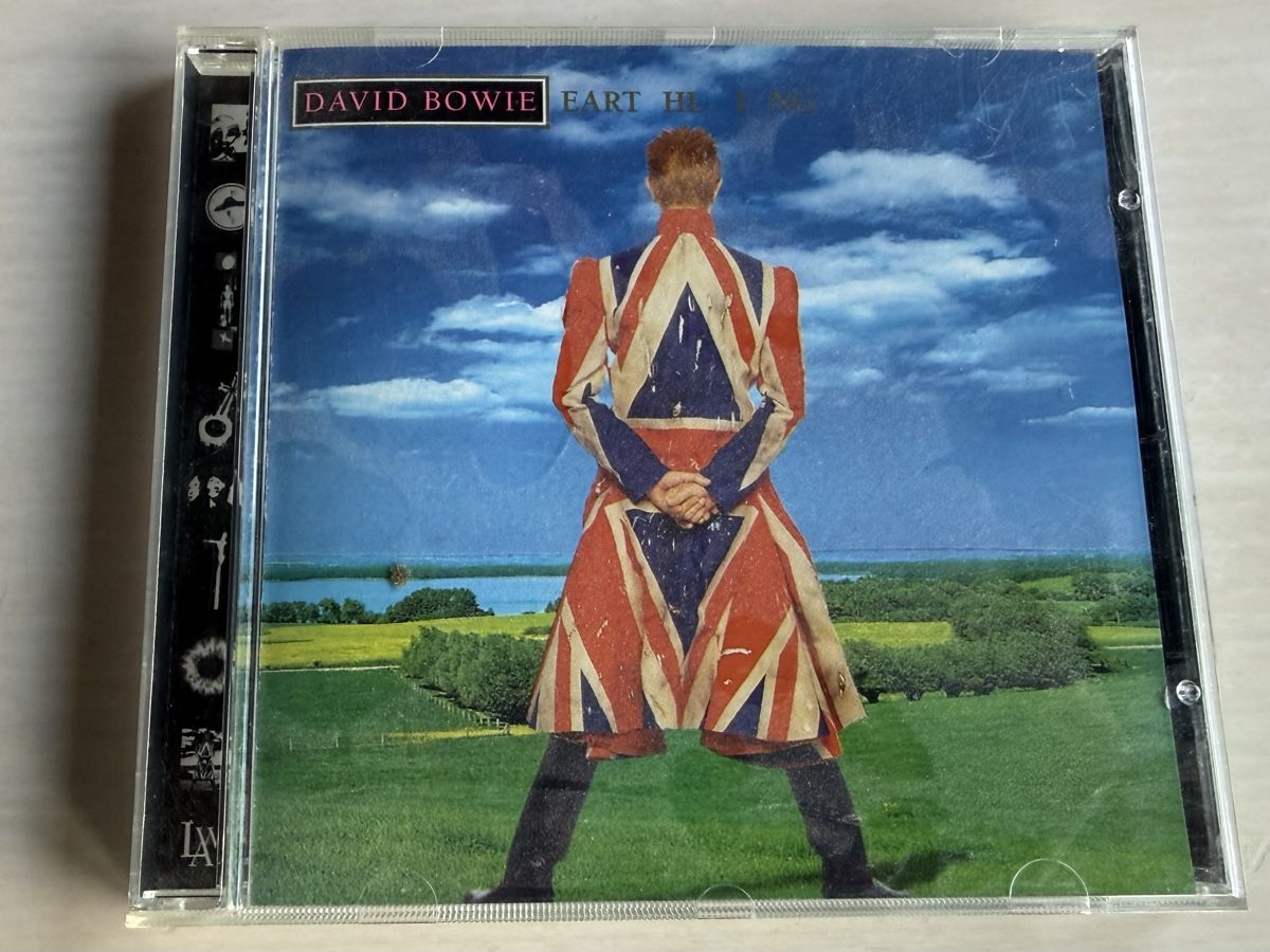 CD: David Bowie Earthling CD  – Usato da Oberried Brienz venduto da Chyara