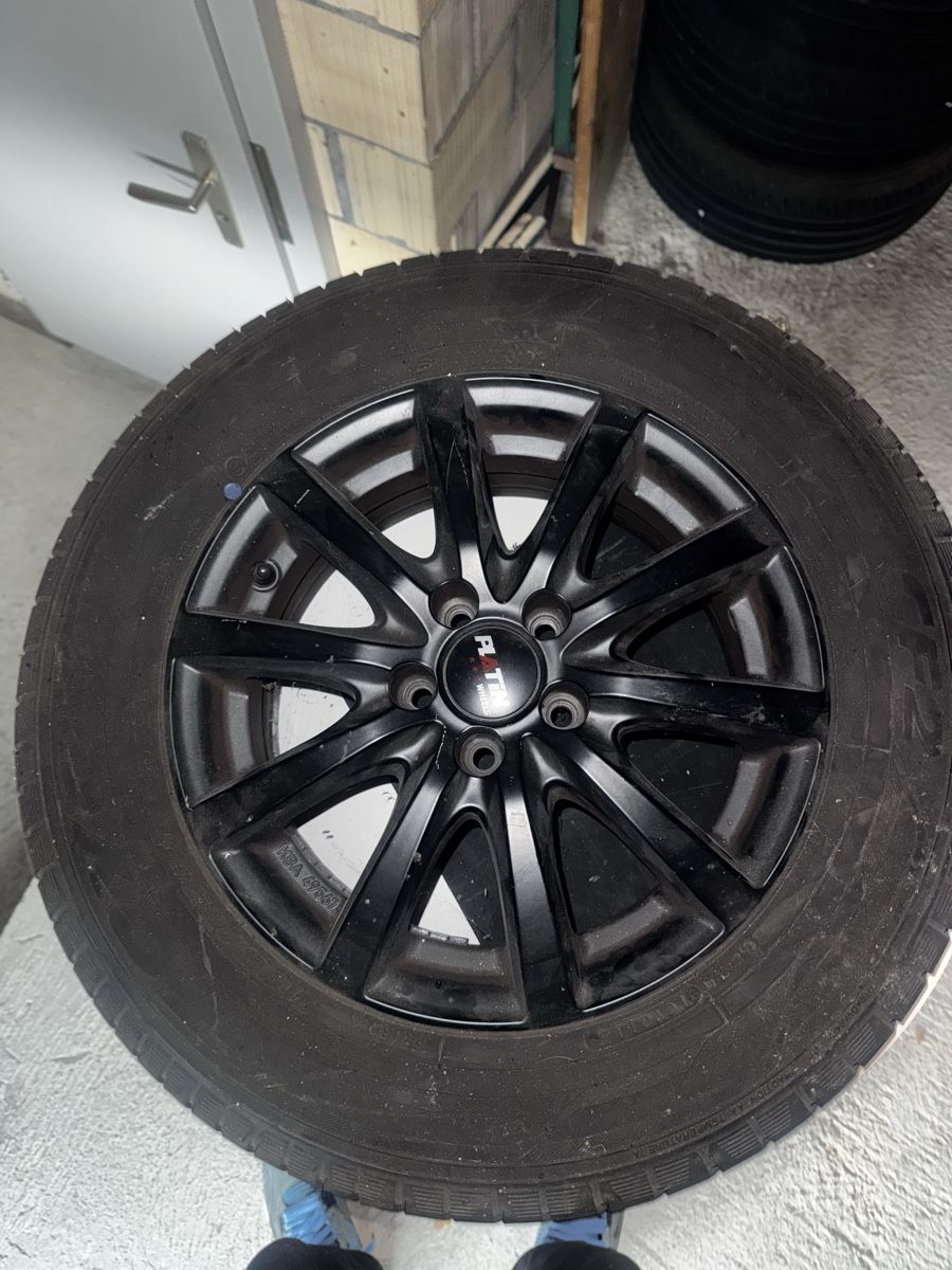 Volkswagen Jantes: 4er Golf Pneu – D'occasion à St. Gallen par hey_mcc6