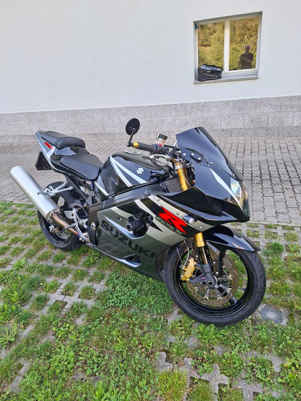 Suzuki Strada: Suzuki GSX-R 1000 – Usato da Disentis/Mustér venduto da Andvana