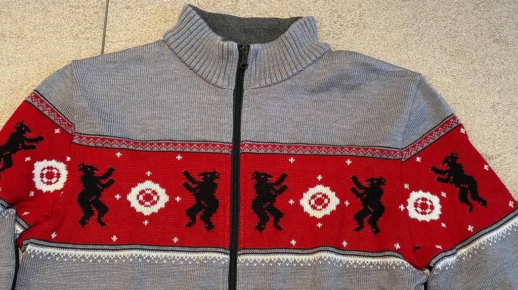 Maglioni & Felpe: Merino-Pullover mit Appenzeller Bär – Usato da Appenzell venduto da ralphdelauren 1