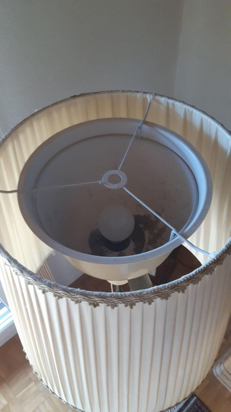 Lampen: Stehlampe mit Messing-Fuss – Gebraucht aus Eschlikon TG von Niko43 3